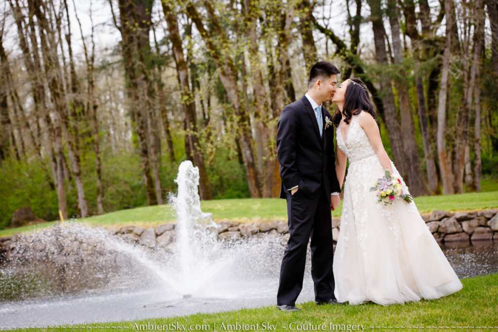 Camas Meadows Fountain Wedding Photography